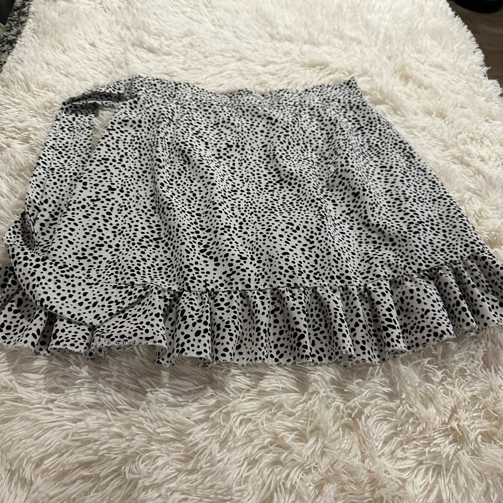Black and white wrap around skirt